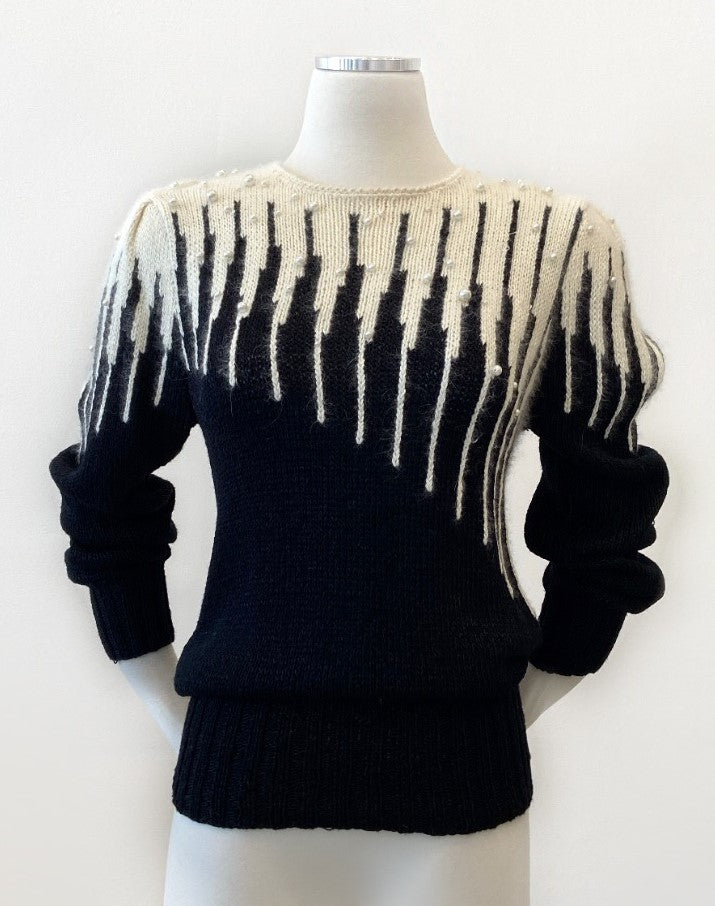 Vintage - Ivory & Black Sweater