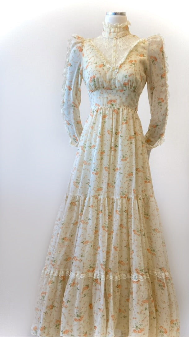 Vintage - Floral Fantasy Gown