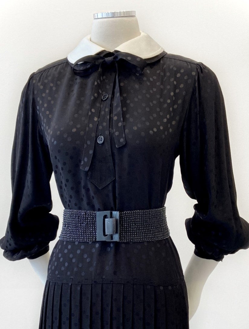 Vintage - Neat Polka-Dot Dress