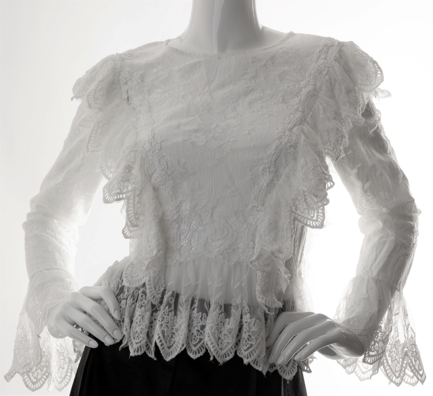 Uterque - Lace and Ruffles Back Buttoned Top